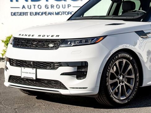 Used 2024 Land Rover Range Rover Sport Dynamic SE image 2