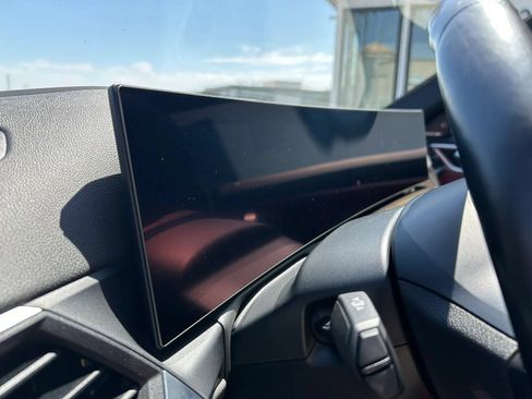 Used 2023 BMW i4 eDrive40 w/ M Sport Package RWD image 27