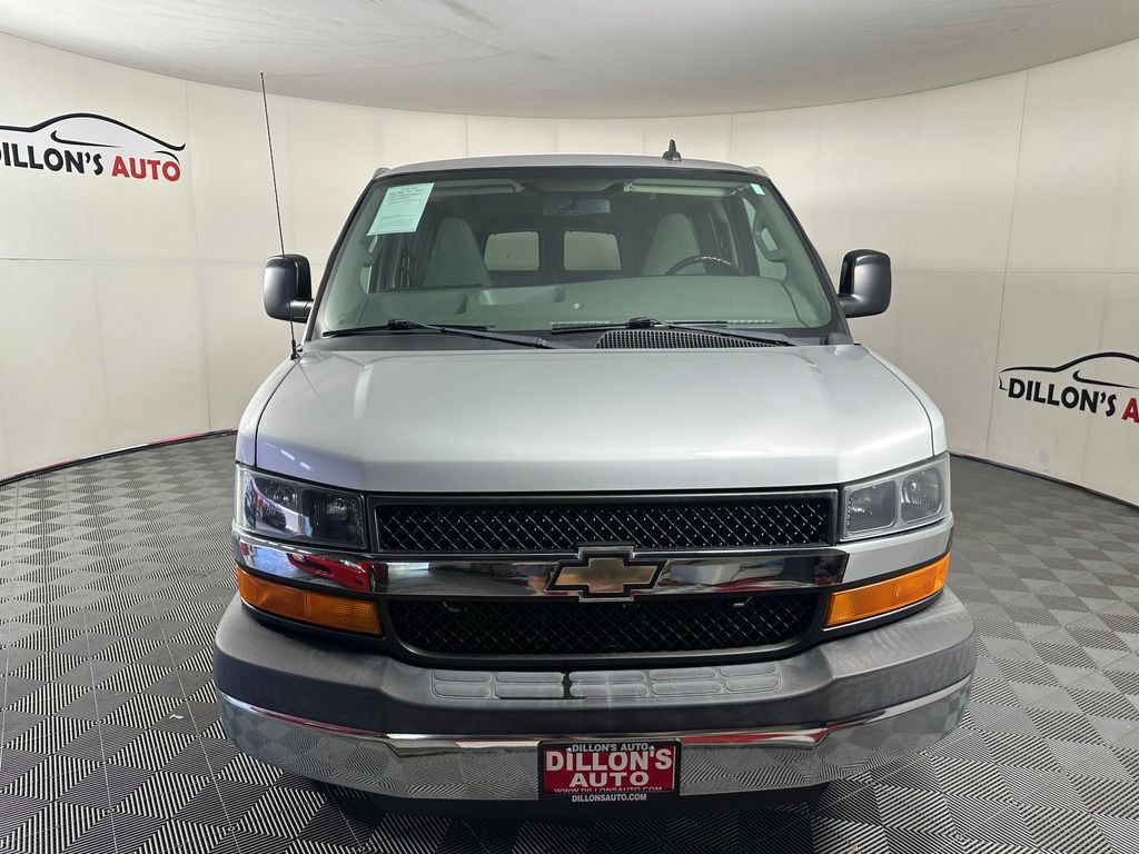 Used 2016 Chevrolet Express 3500 LT w/ LT Preferred Equipment Group RWD image 9