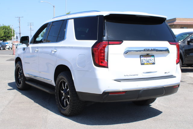 Used 2022 GMC Yukon SLT w/ SLT Premium Package RWD image 3