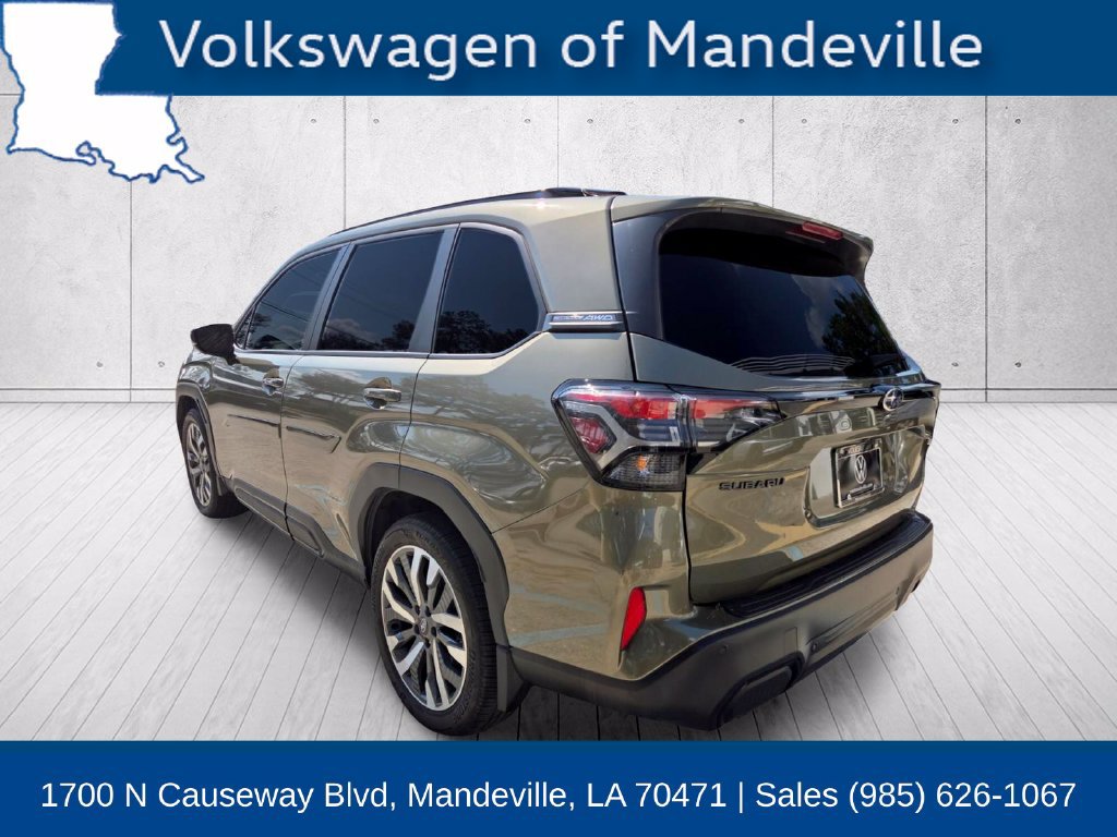 Used 2025 Subaru Forester Touring w/ Popular Package - Touring AWD/4WD image 3