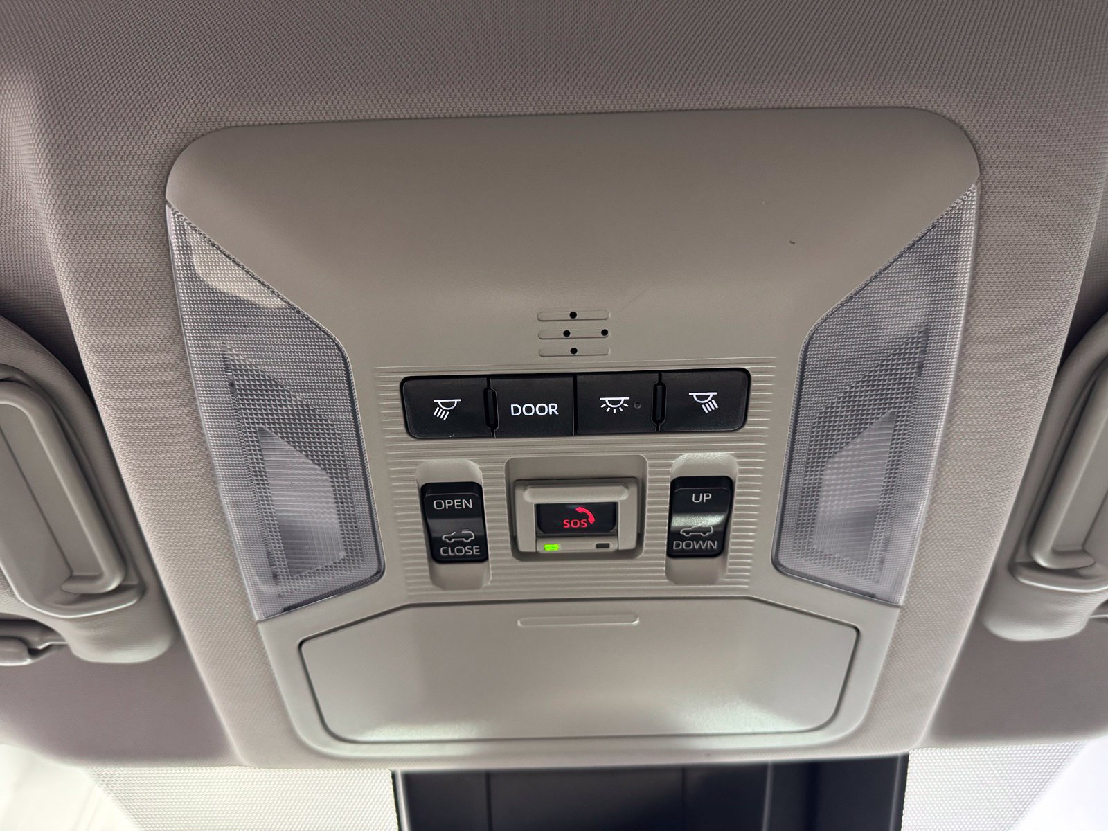 Used 2025 Toyota RAV4 XLE Premium w/ Weather Package AWD/4WD image 25