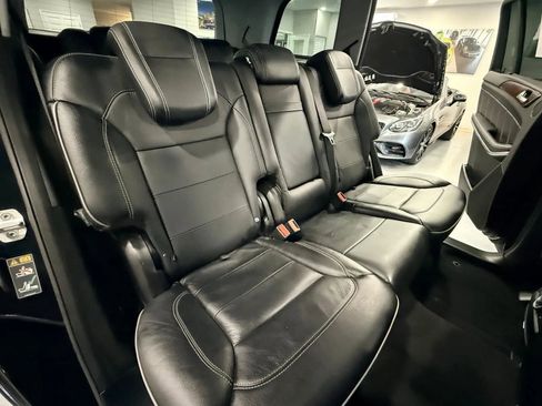 Used 2013 Mercedes-Benz GL 550 4MATIC image 15