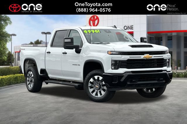 Used 2025 Chevrolet Silverado 2500 Custom w/ Custom Convenience Package AWD/4WD 360° Tour
