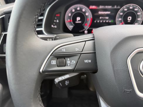 Used 2021 Audi Q7 2.0T Premium Plus AWD/4WD image 24