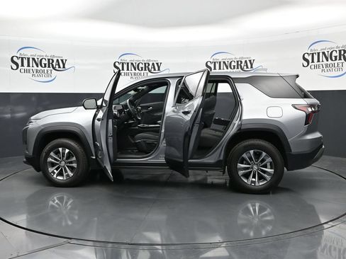 Used 2026 Chevrolet Equinox LT w/ Safety and Technology Package AWD/4WD image 37