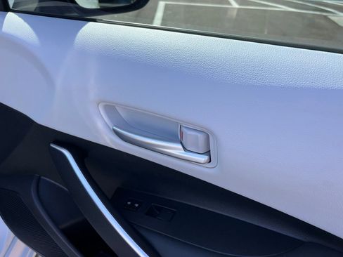 Used 2022 Toyota Corolla SE image 48