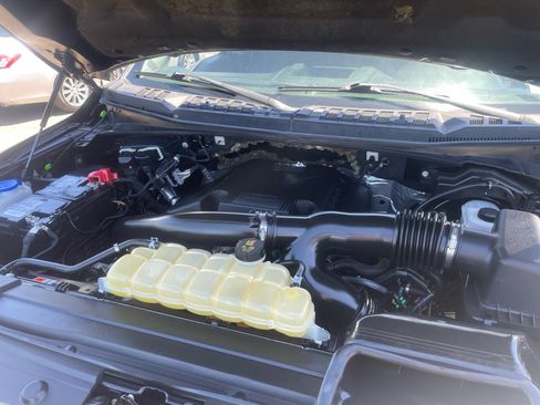 Used 2018 Ford F150 XLT AWD/4WD image 15