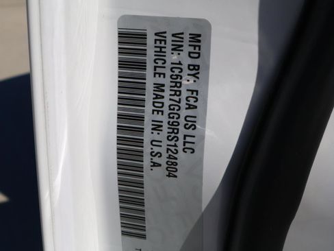 Used 2024 RAM 1500 Classic SLT image 21