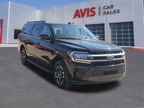 Used 2024 Ford Expedition Max XLT image 9