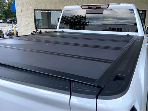 Used 2026 GMC Sierra 2500 AT4 w/ AT4 Premium Plus Package AWD/4WD image 34