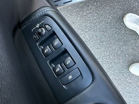 Used 2024 Volvo XC60 B5 Core image 26