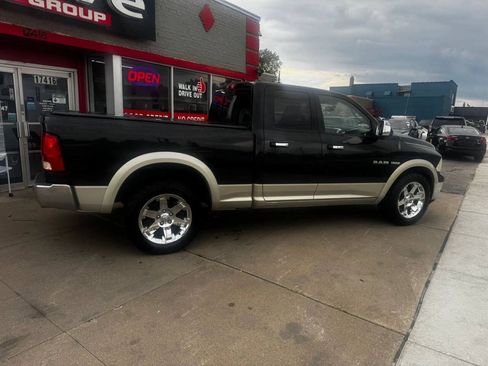 Used 2010 Dodge Ram 1500 Truck Laramie AWD/4WD image 9