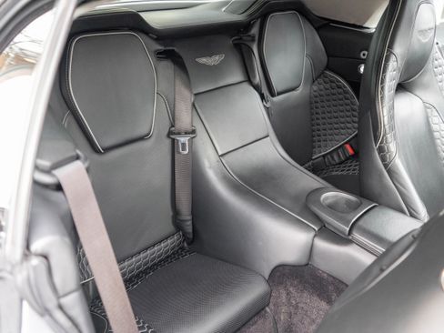 Used 2016 Aston Martin Vanquish Volante image 33