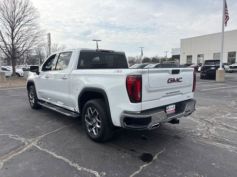 Used 2025 GMC Sierra 1500 SLT w/ SLT Premium Package image 8