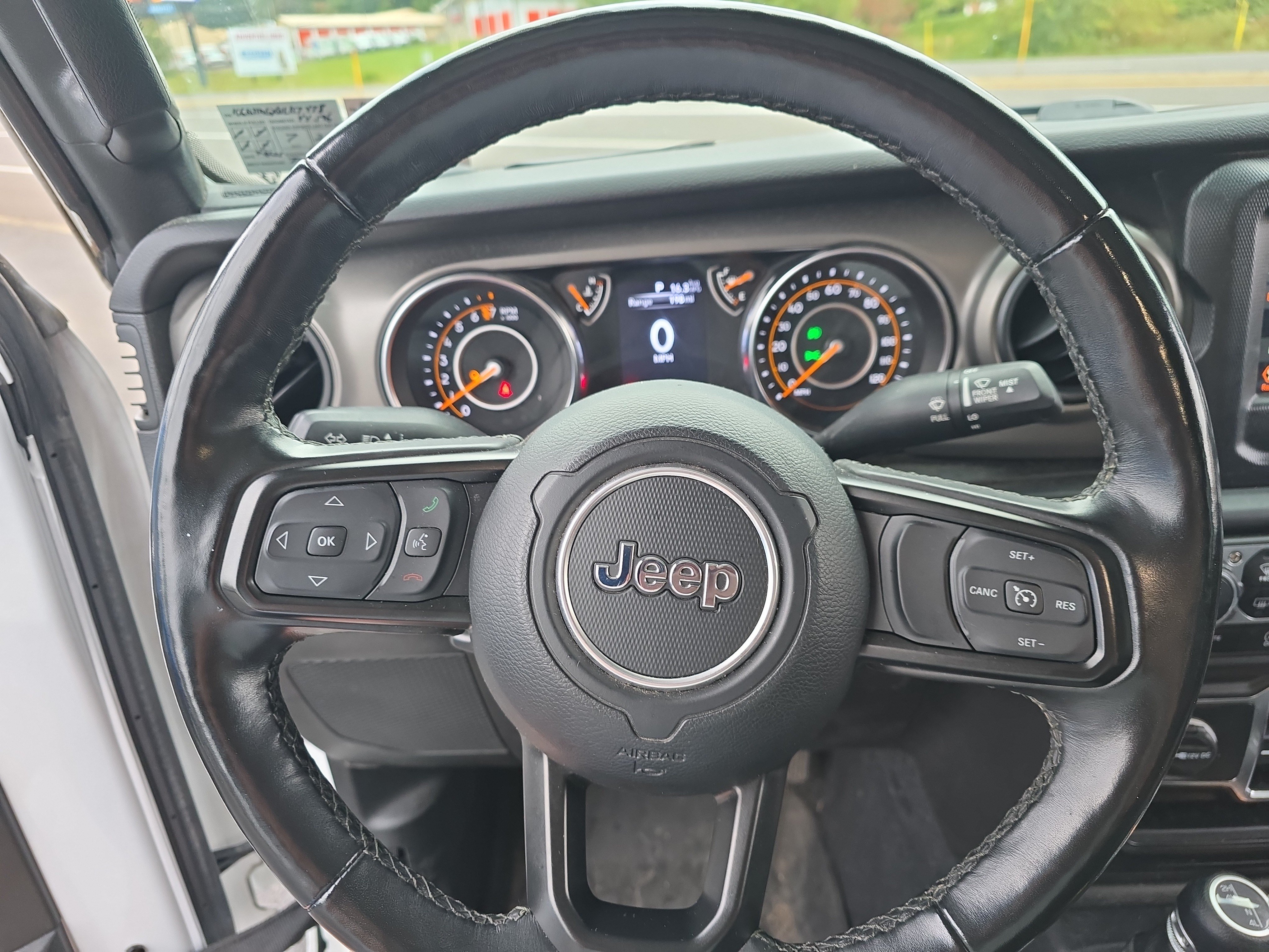 Used 2022 Jeep Gladiator Mojave AWD/4WD image 17