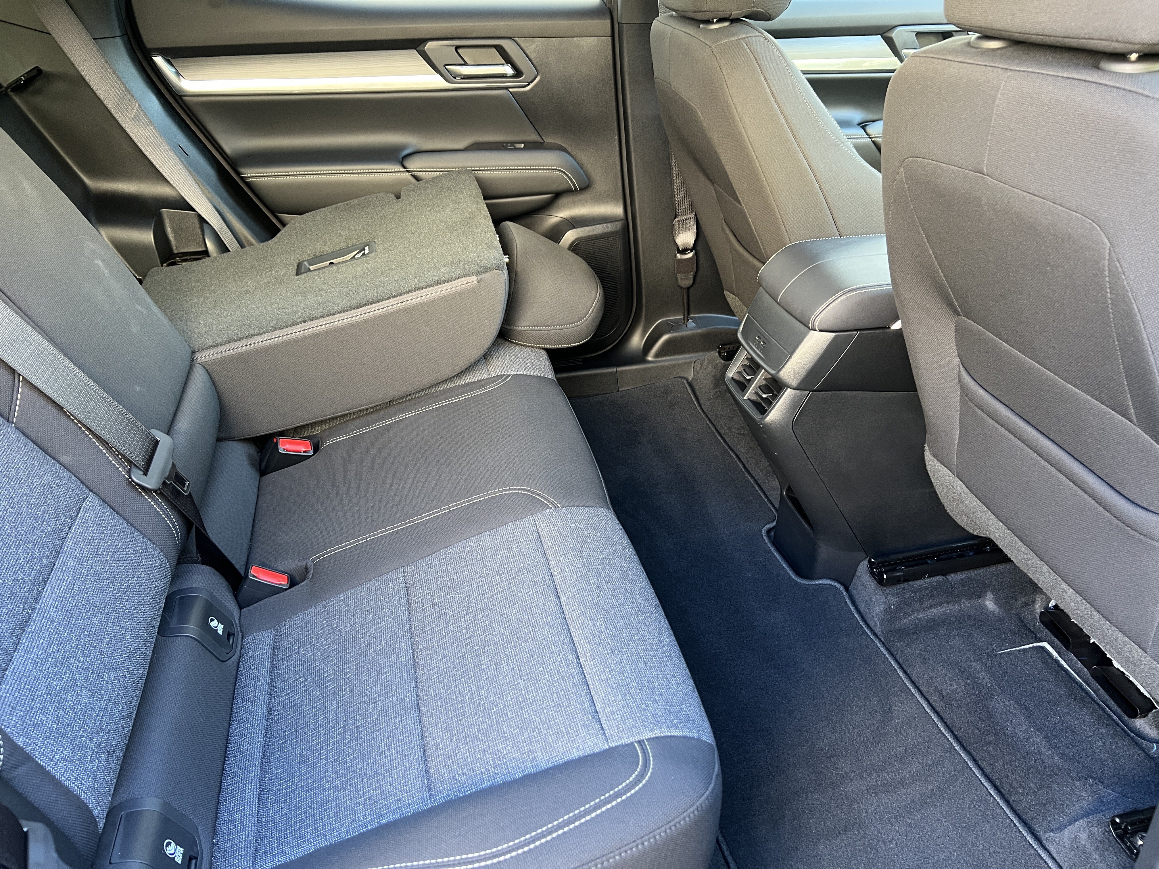 Used 2026 GMC Terrain Elevation w/ Black Edition AWD/4WD image 21