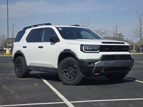 Certified 2026 Honda Passport TrailSport Elite image 2