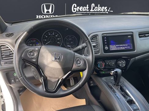 Certified 2022 Honda HR-V Sport image 10