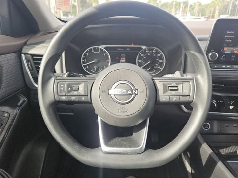 Used 2023 Nissan Rogue S FWD image 8