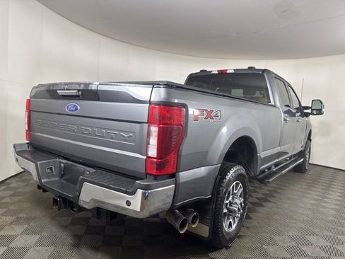 Certified 2022 Ford F350 Lariat w/ Chrome Package image 3