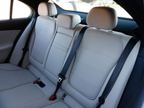 Used 2024 Mercedes-Benz C 300 Sedan image 11