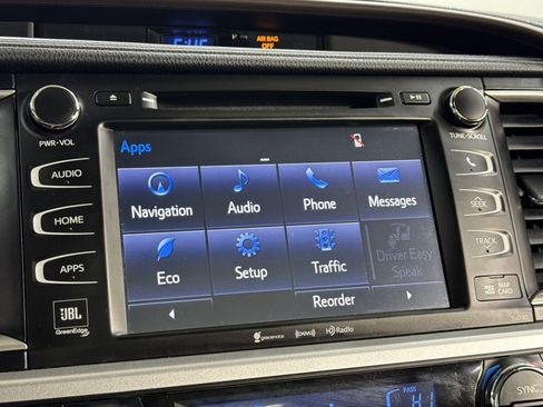 Used 2018 Toyota Highlander Limited Platinum image 22