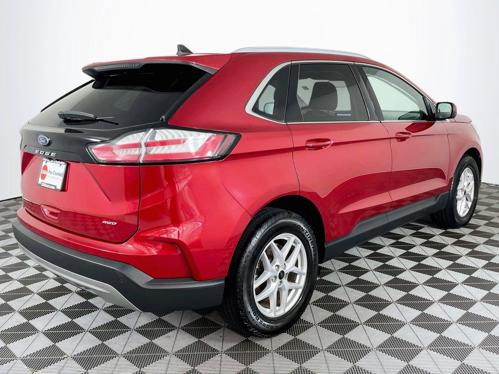 Used 2023 Ford Edge SEL w/ Convenience Package AWD/4WD image 9