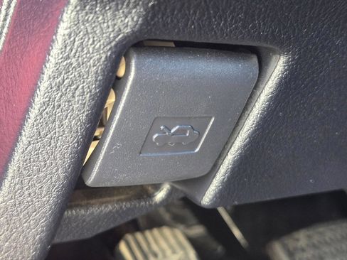 Used 2024 Toyota 4Runner TRD Off-Road Premium AWD/4WD image 14