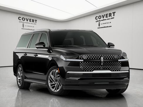 New 2026 Lincoln Navigator L Premier image 4