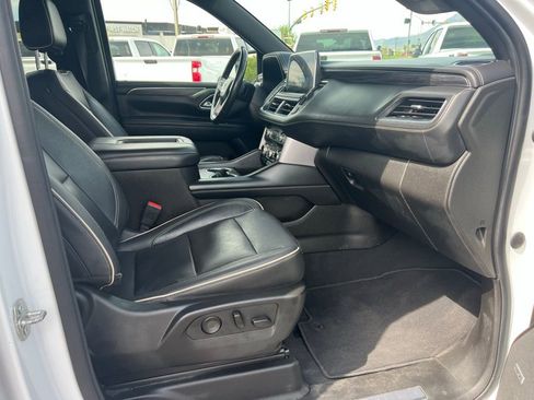 Used 2021 GMC Yukon XL SLT AWD/4WD image 15
