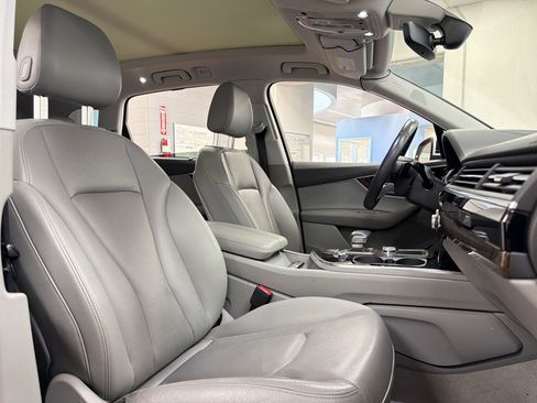Used 2019 Audi Q7 3.0T Prestige image 31