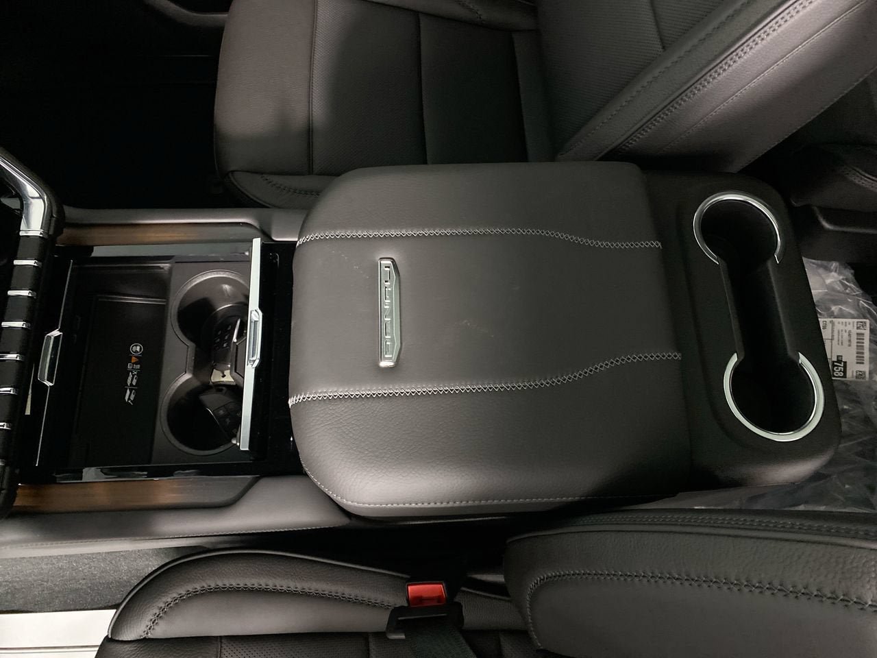 New 2026 GMC Yukon Denali w/ Sun & Power Step Package AWD/4WD image 20