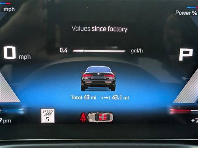 Used 2026 BMW M440i Coupe RWD image 11