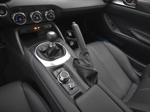 New 2026 MAZDA MX-5 Miata Grand Touring w/ Weather Package RWD image 33