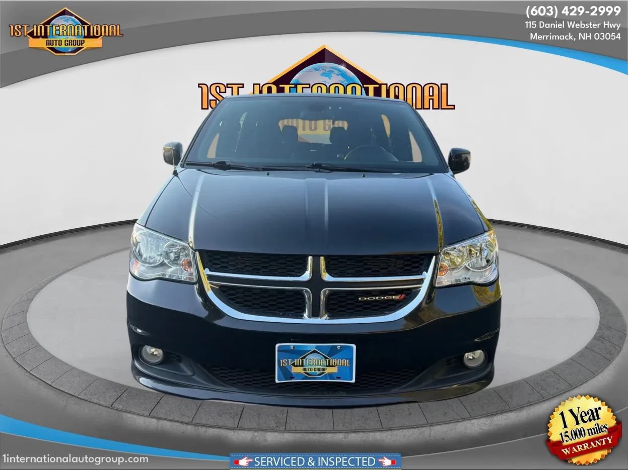 Used 2019 Dodge Grand Caravan SE FWD image 3