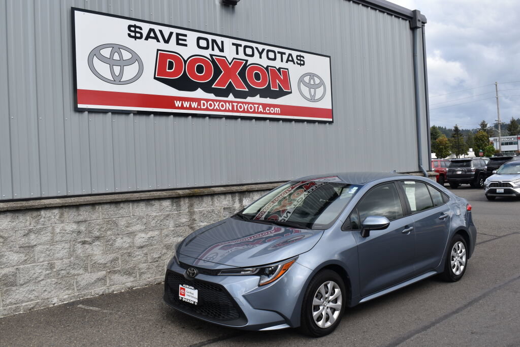 Certified 2022 Toyota Corolla LE FWD image 1