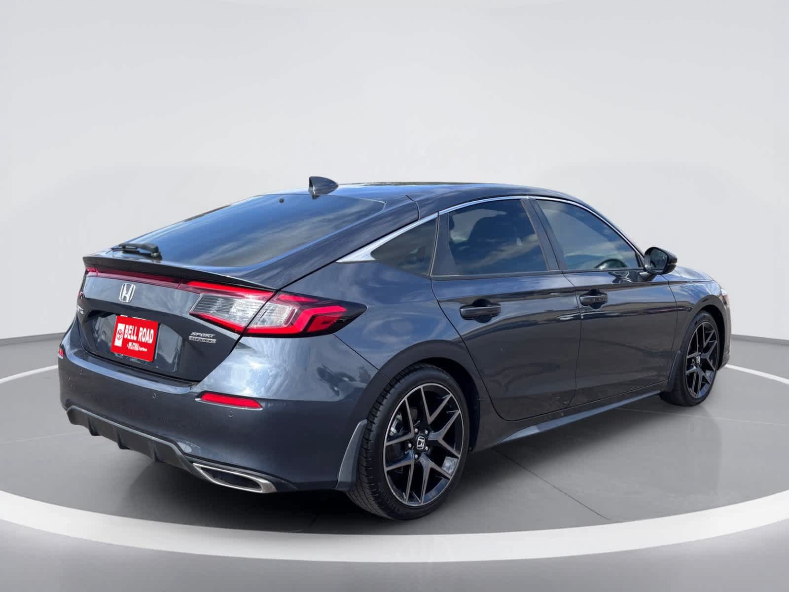 Used 2022 Honda Civic Sport Touring image 9