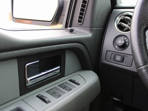 Used 2013 Ford F150 XLT w/ Luxury Equipment Group image 21