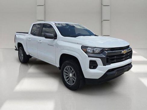 Used 2024 Chevrolet Colorado LT w/ LT Convenience Package RWD image 7