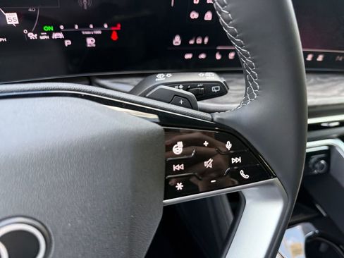 New 2025 Audi Q5 Premium Plus image 23