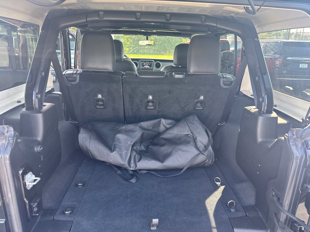 Used 2022 Jeep Wrangler Unlimited Sport AWD/4WD image 11