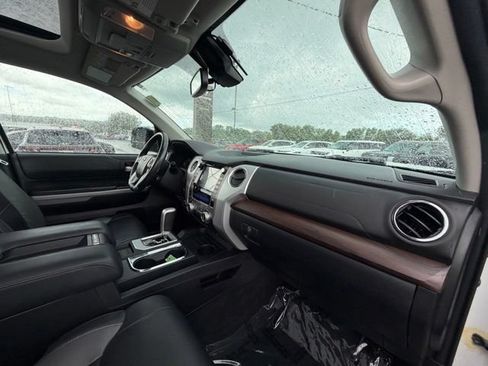 Used 2020 Toyota Tundra Limited w/ Limited Premium Package AWD/4WD image 12