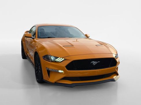 Used 2019 Ford Mustang GT Premium w/ GT Performance Package RWD image 2