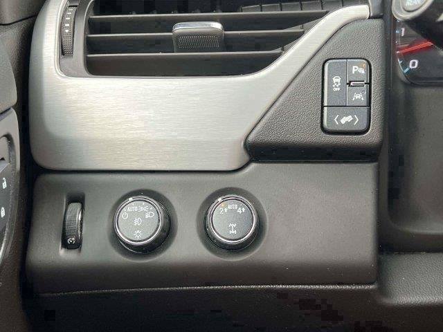 Used 2020 GMC Yukon XL SLE w/ SLE Value Package AWD/4WD image 31