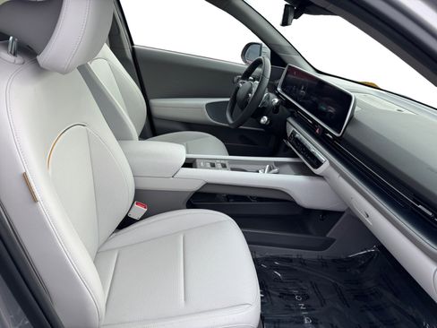 Certified 2025 Hyundai Ioniq 6 SEL image 15