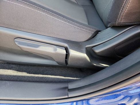 Certified 2024 Subaru Crosstrek 2.0i image 15