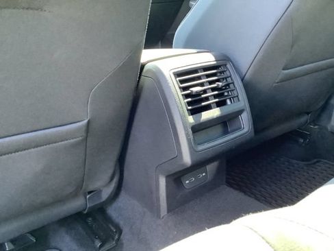 Used 2024 Volkswagen GTI SE FWD image 27