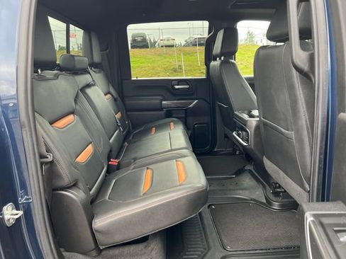 Used 2022 GMC Sierra 2500 AT4 w/ AT4 Preferred Package image 10