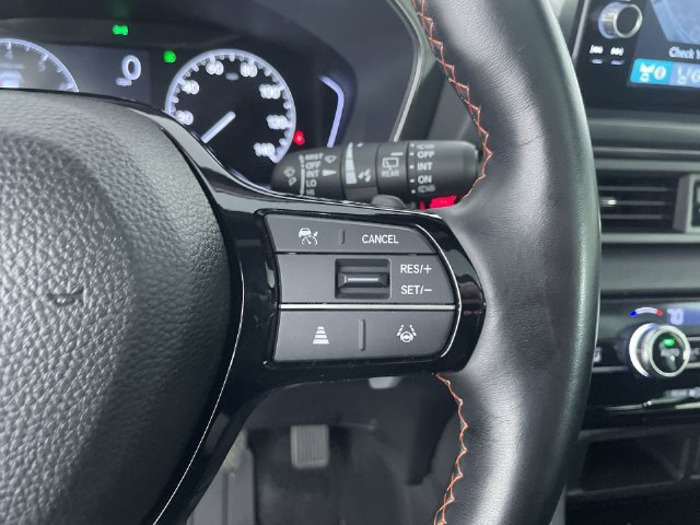 Used 2025 Honda Pilot TrailSport image 30